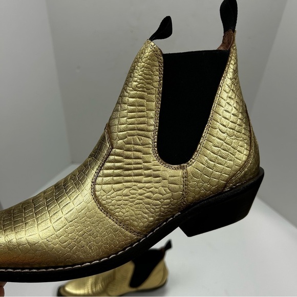 Free People Beau Western Ankle Chelsea Boot Embossed Gold Leather - Picture 7 of 14